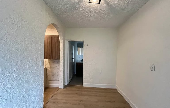 2292 SW 16 TER