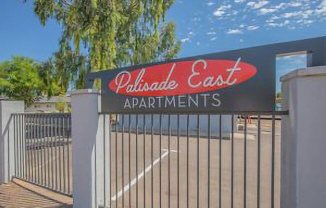 1 bed, 1 bath, 640 sqft, $999, Unit 1401-06