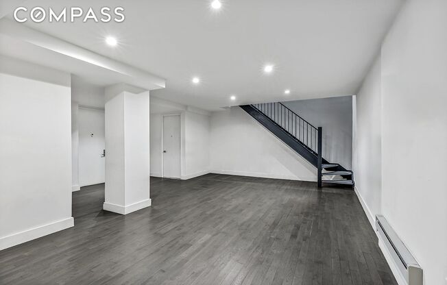 2 beds, 2 baths, 1,203 sqft, $6,500, Unit TH202