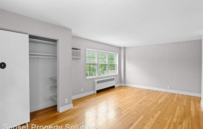 Minto Ave, Apartments