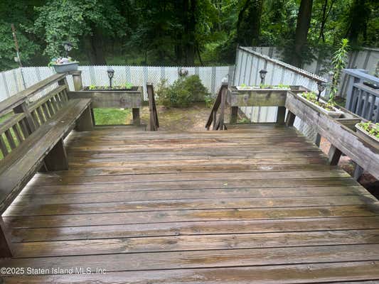 207 LORRAINE LOOP