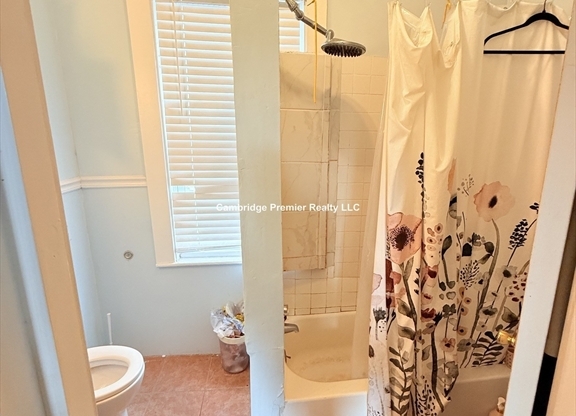 54 PLEASANT ST