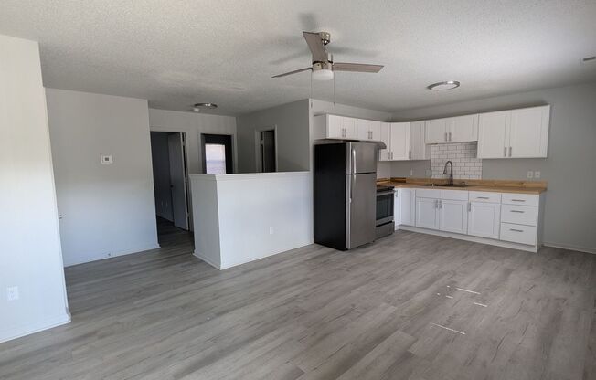 2 beds, 1 bath, 855 sqft, $1,099, Unit 3364-06