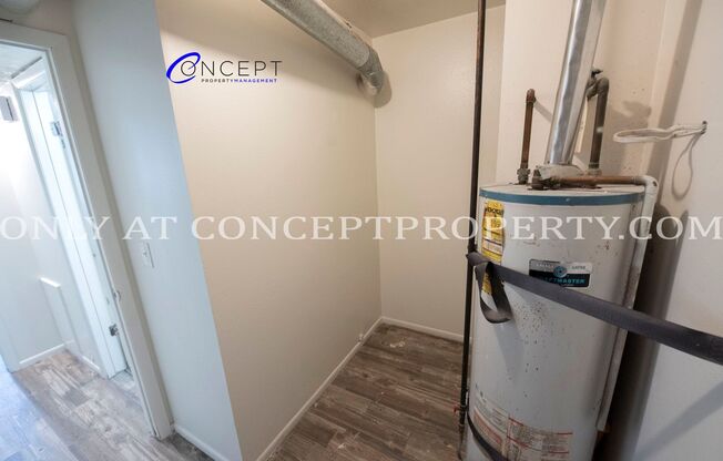 2 beds, 1 bath, 810 sqft, $1,299, Unit 34
