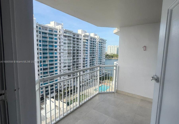 18021 BISCAYNE BLVD
