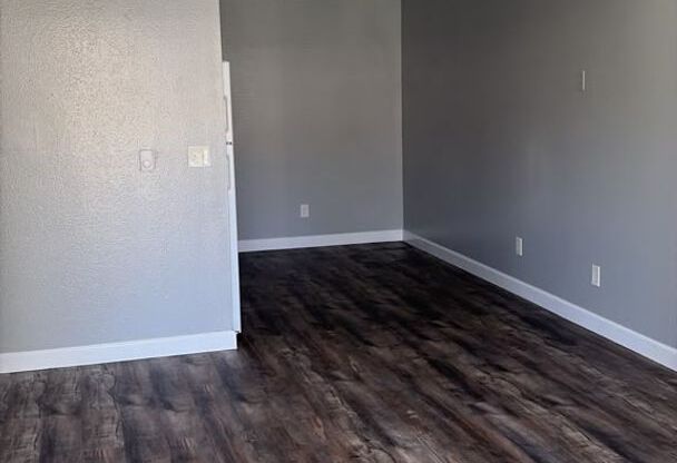 2 beds, 1 bath, 695 sqft, $1,265, Unit 505 B4