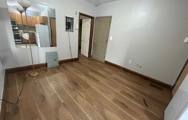 1 bed, 1 bath, 650 sqft, $900, Unit B203