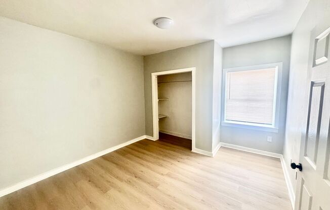 2 beds, 1 bath, 602 sqft, $890, Unit Unit 17