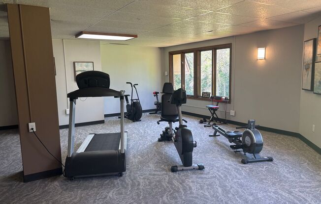 2 beds, 2 baths, 1,029 sqft, $1,229, Unit 1401 029