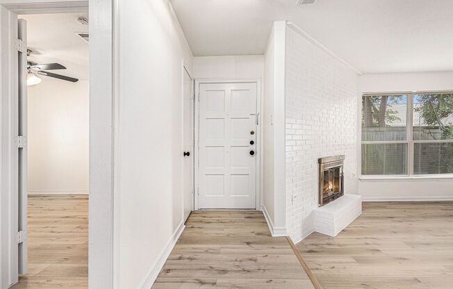 Fully Renovated Half-Duplex