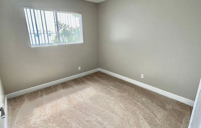 2 beds, 1 bath, 633 sqft, $2,395, Unit 11