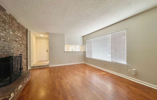 2 beds, 1 bath, $1,995