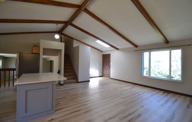 Westside 4 Bedroom with AC!