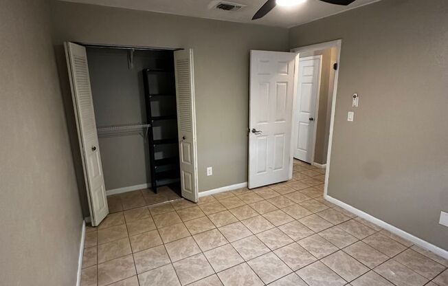 2 beds, 1 bath, $1,350