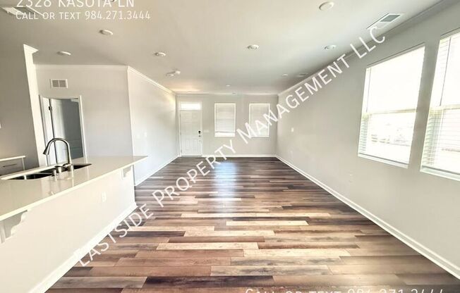 2328 KASOTA LN