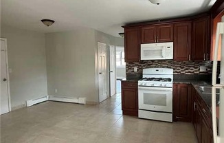 3 beds, 1 bath, 1,053 sqft, $3,643, Unit 1