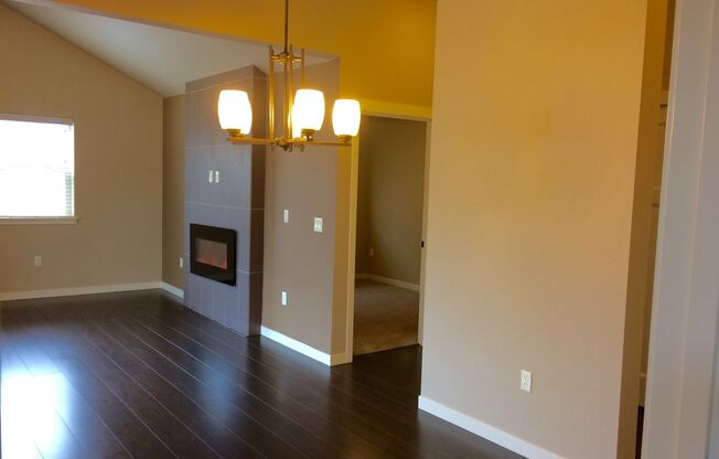 Beautiful Penthouse in 45 Central!!