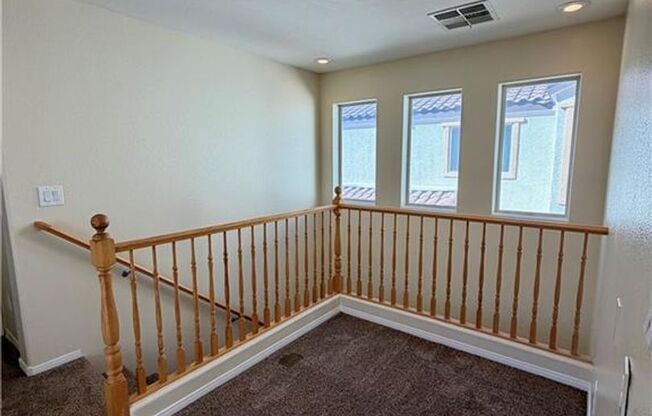3 beds, 2.5 baths, $2,150