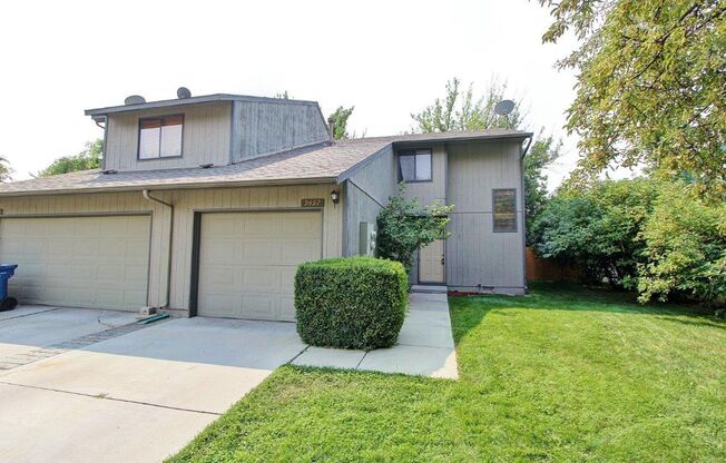 9495 9497 W EDNA ST