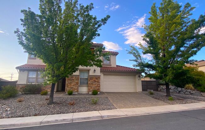 Top of the Hill - Gorgeous 5 Bedroom 3 Bath Reno House 3,160 sf