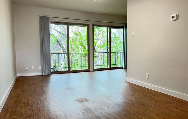 1 bed, 1 bath, 596 sqft, $1,299, Unit WIL-336