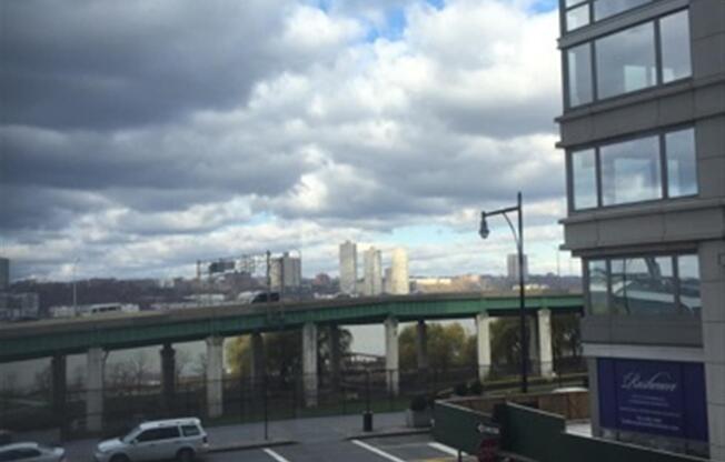 1 bed, 1 bath, 815 sqft, $5,755, Unit 403