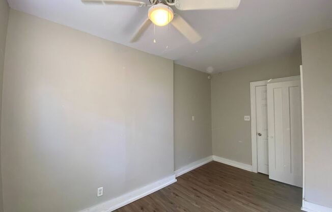 3 beds, 1 bath, 1,000 sqft, $1,500, Unit Unit 2