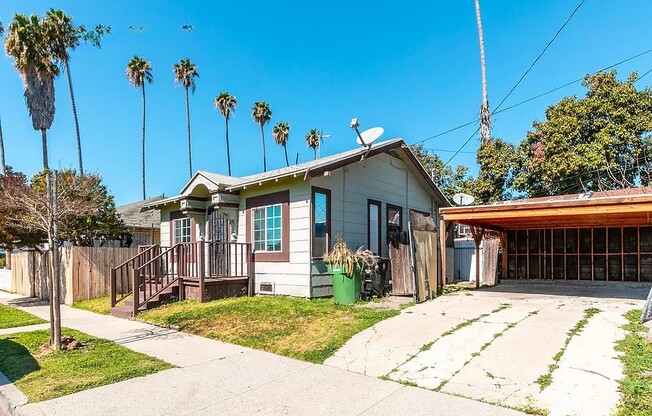2325 W 36 ST