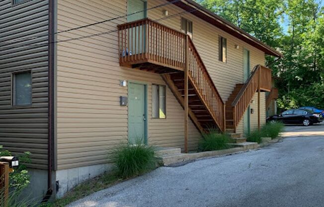 Moss Creek Apartments