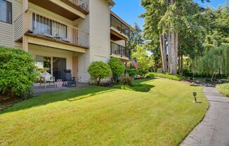 Charming 2 Bed, 2 Bath Condo in Gated Community – Prime University Place Location!