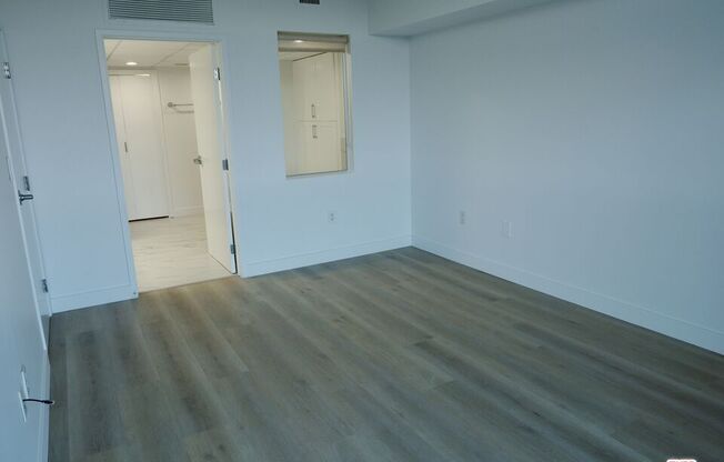 1 bed, 2 baths, 882 sqft, $4,295, Unit 619