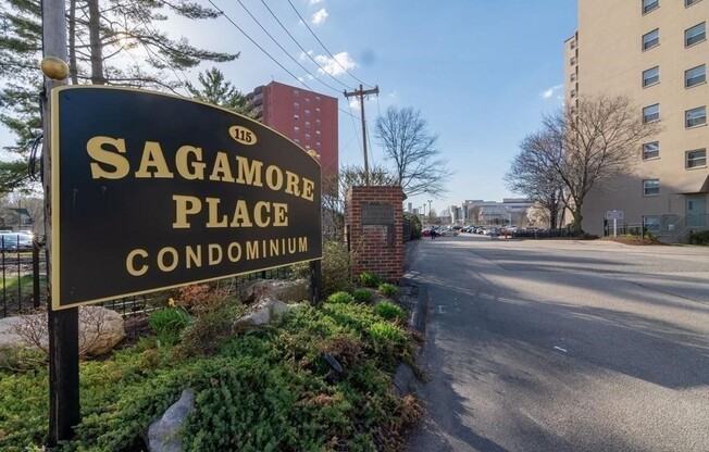 2 beds, 1 bath, 765 sqft, $2,500, Unit 103