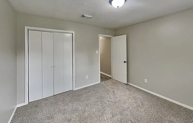 3327 SYCAMORE SPG DR