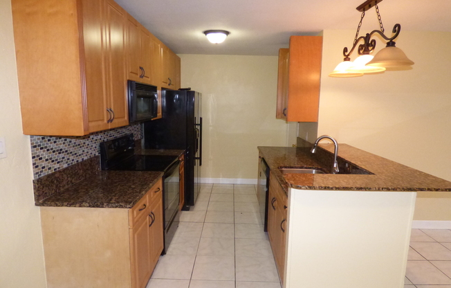 3 beds, 2 baths, $1,500