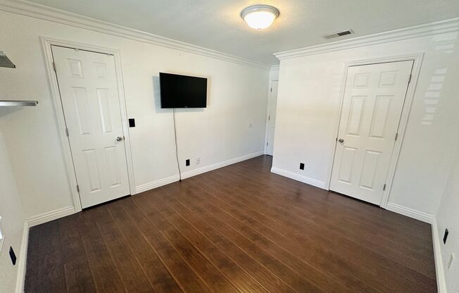 2 beds, 2 baths, $1,695, Unit UNIT 2251