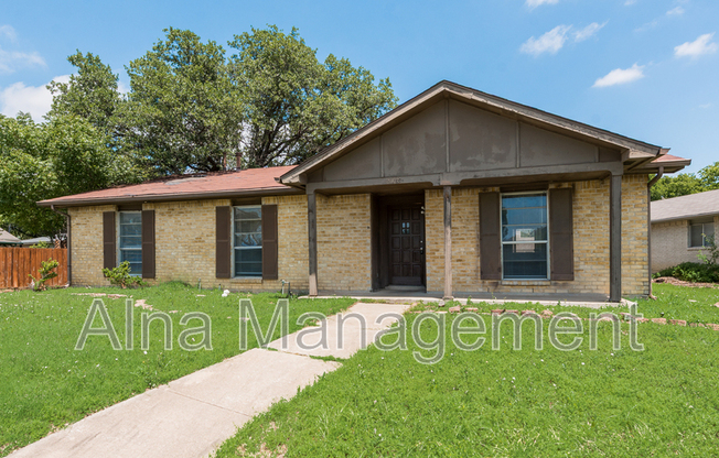 3108 OAK HL RD