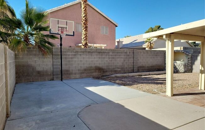 Charming two-story home in a prime northwest Las Vegas location — and best of all, no HOA!