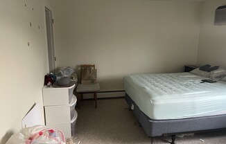 1 bed, 1 bath, $2,800, Unit 71
