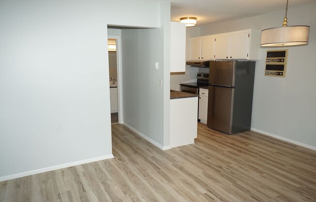 1 bed, 1 bath, 700 sqft, $1,250, Unit 101