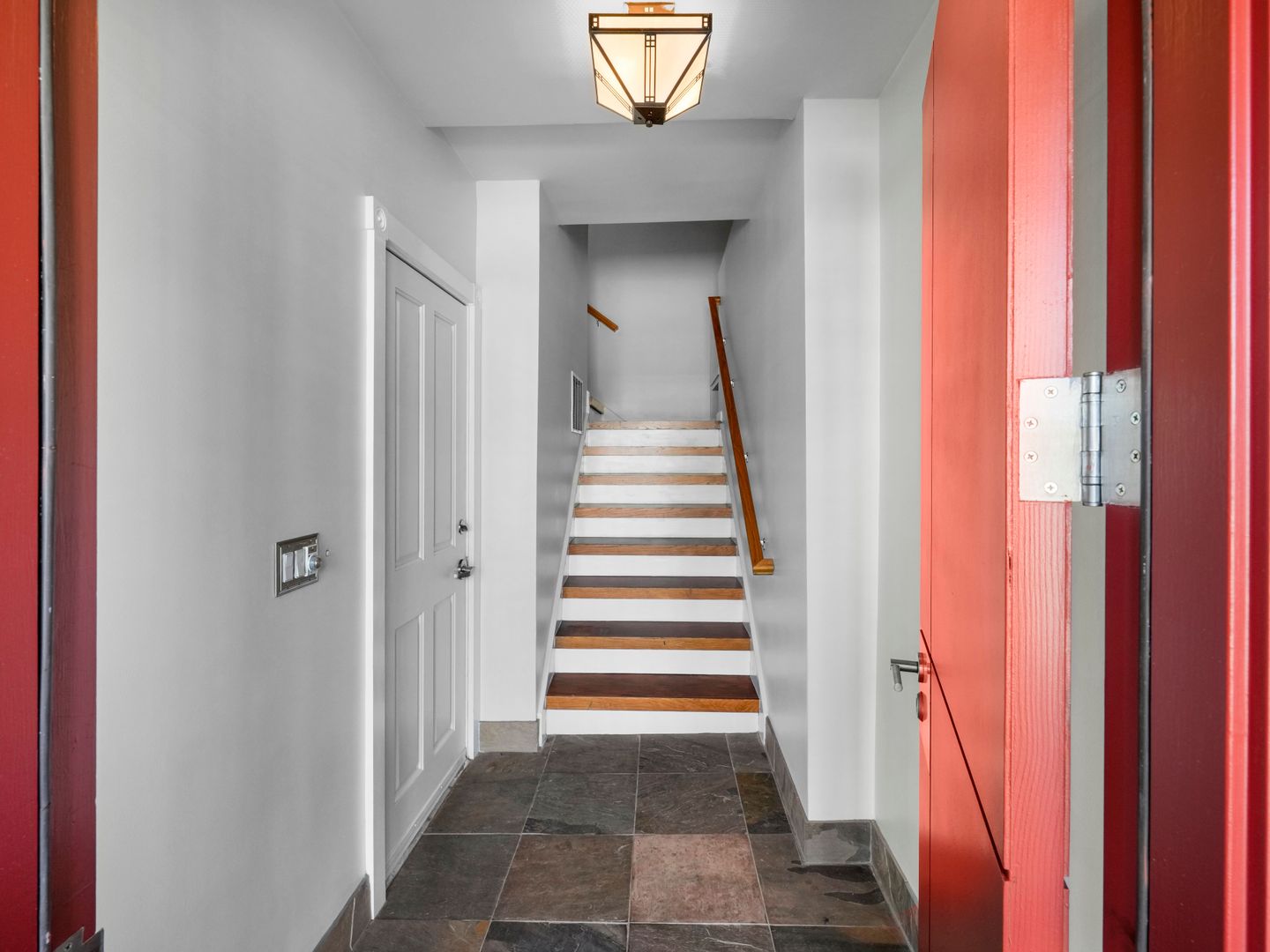 Single Family Home in Sunny Bernal Heights - 4 br/3 ba - 2 Car Parking - Great Views & Location!  AMSI/Maureen Couture
