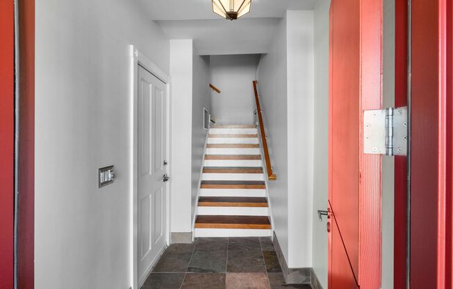 Single Family Home in Sunny Bernal Heights - 4 br/3 ba - 2 Car Parking - Great Views & Location!  AMSI/Maureen Couture