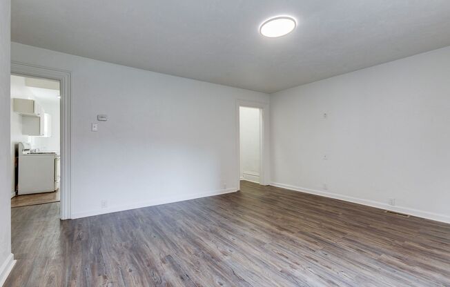 Check out this renovated 2 bed with central a/c in the heart of Allentown!