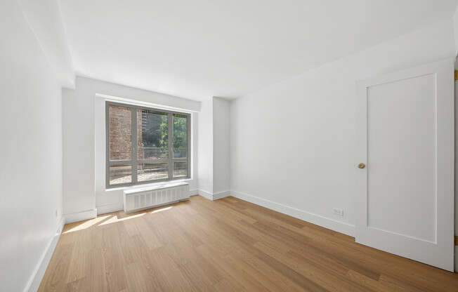 2 beds, 2 baths, $11,000, Unit 16D