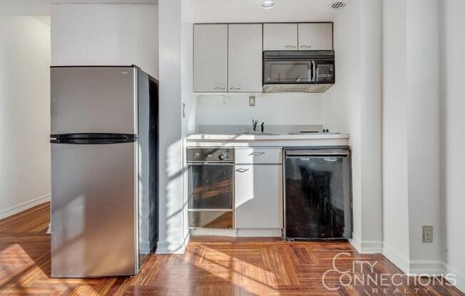 Studio, 1 bath, $2,700, Unit 2517