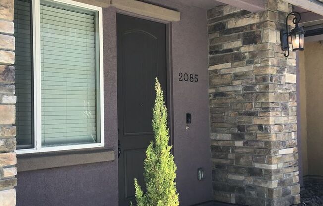 Luxury Living Awaits: Spacious Home with Gourmet Kitchen! Coming available end of July!