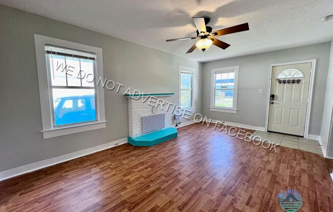 2 beds, 1 bath, $1,199