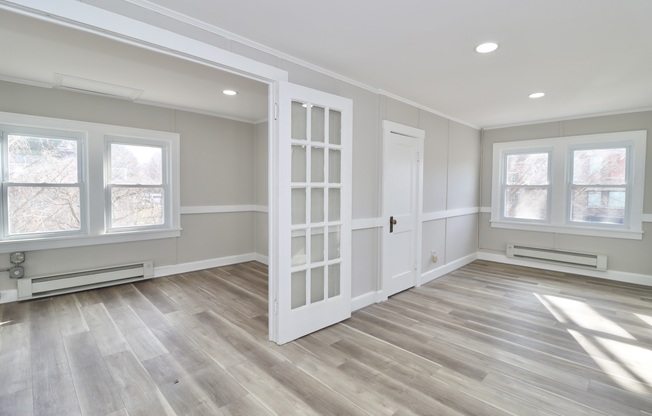 815 MAIN ST