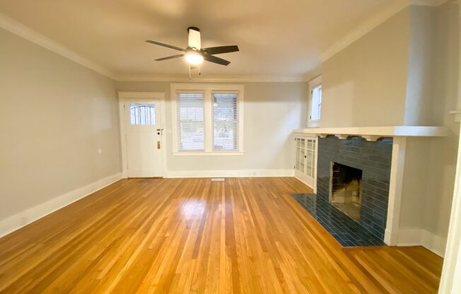 Recently Renovated 3 bedroom 1 bath (Utilities included)in Historic Midtown Neighborhood