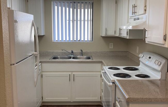 2 beds, 2 baths, 900 sqft, $1,475, Unit 157