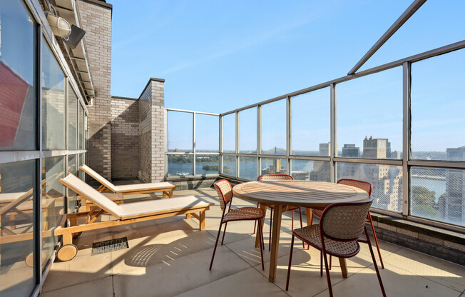 Studio, 1 bath, 480 sqft, $4,100, Unit 4K